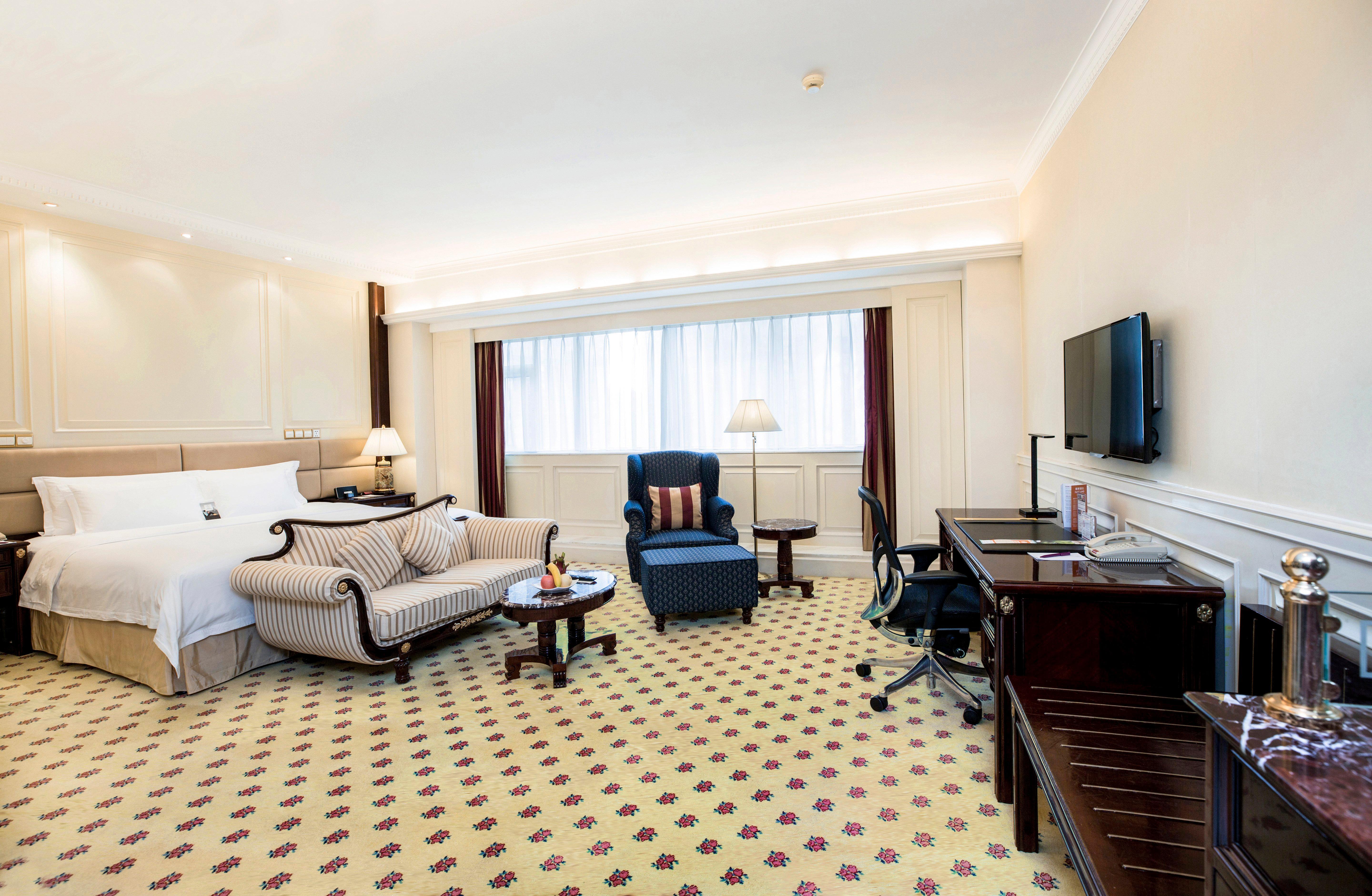 Crowne Plaza Hotel & Suites Landmark Shenzhen By Ihg - Nearby Luohu Border, Indoor Heated Swimming Pool, Complimentary Welcome Drink Ngoại thất bức ảnh