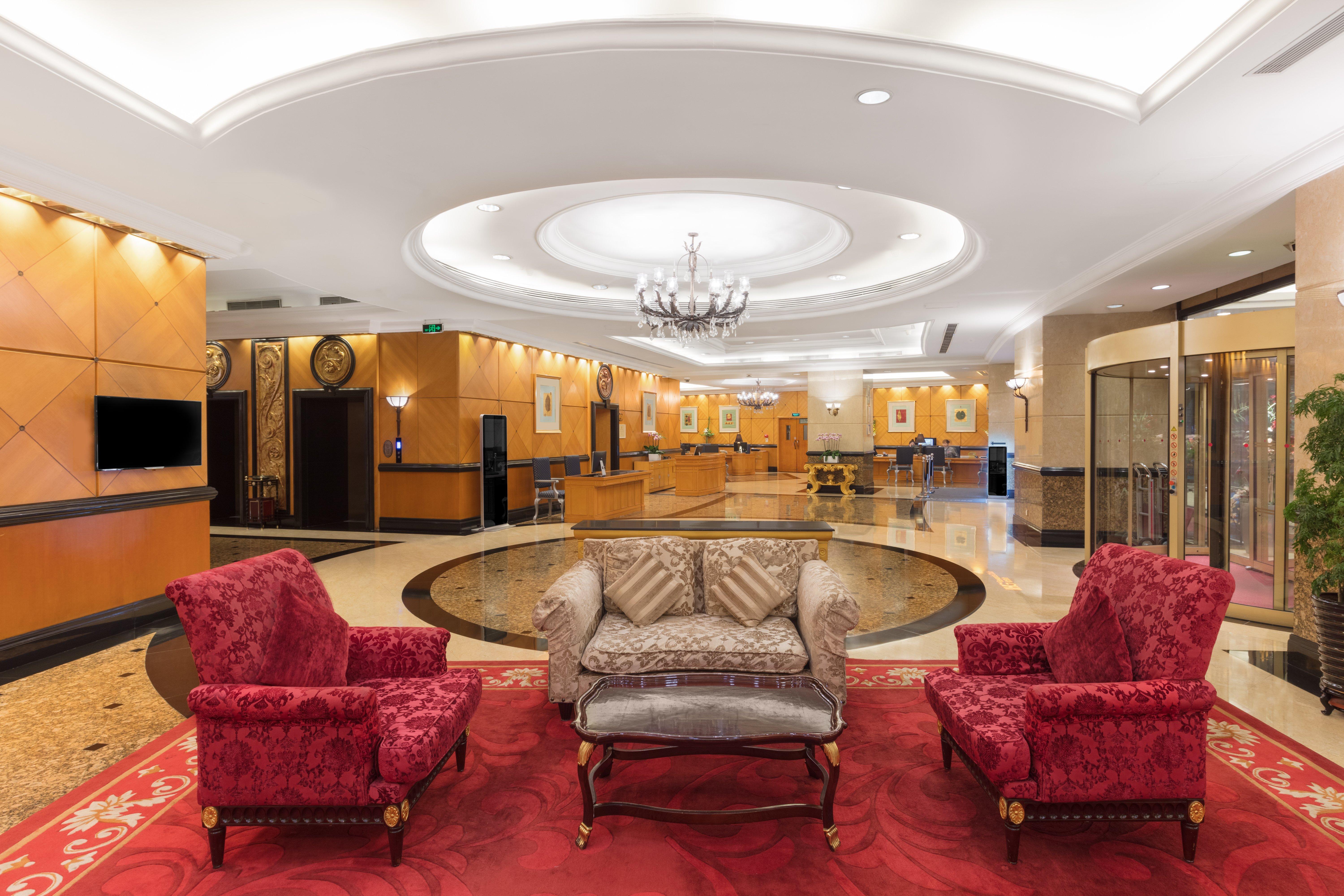 Crowne Plaza Hotel & Suites Landmark Shenzhen By Ihg - Nearby Luohu Border, Indoor Heated Swimming Pool, Complimentary Welcome Drink Ngoại thất bức ảnh