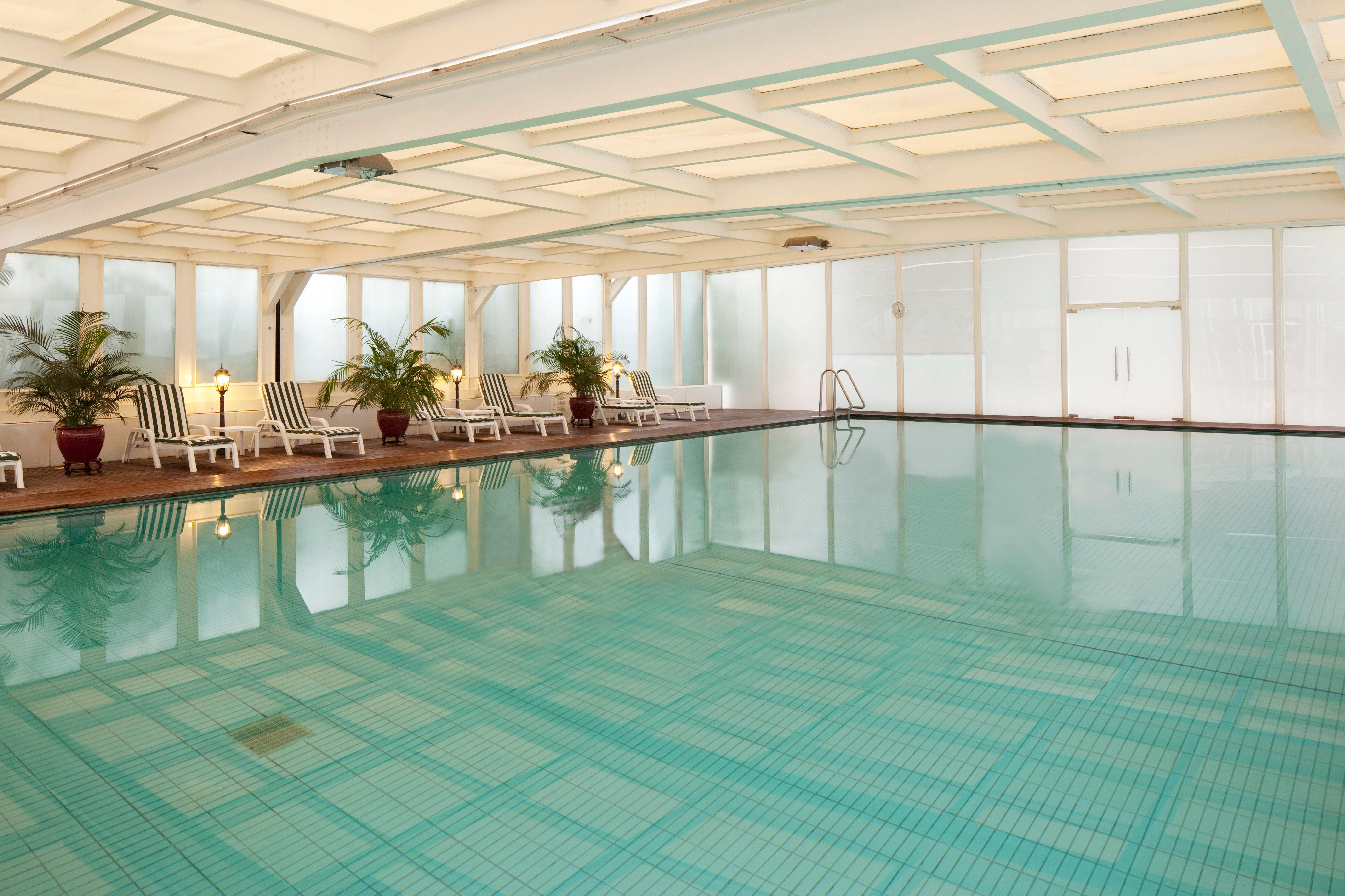 Crowne Plaza Hotel & Suites Landmark Shenzhen By Ihg - Nearby Luohu Border, Indoor Heated Swimming Pool, Complimentary Welcome Drink Ngoại thất bức ảnh