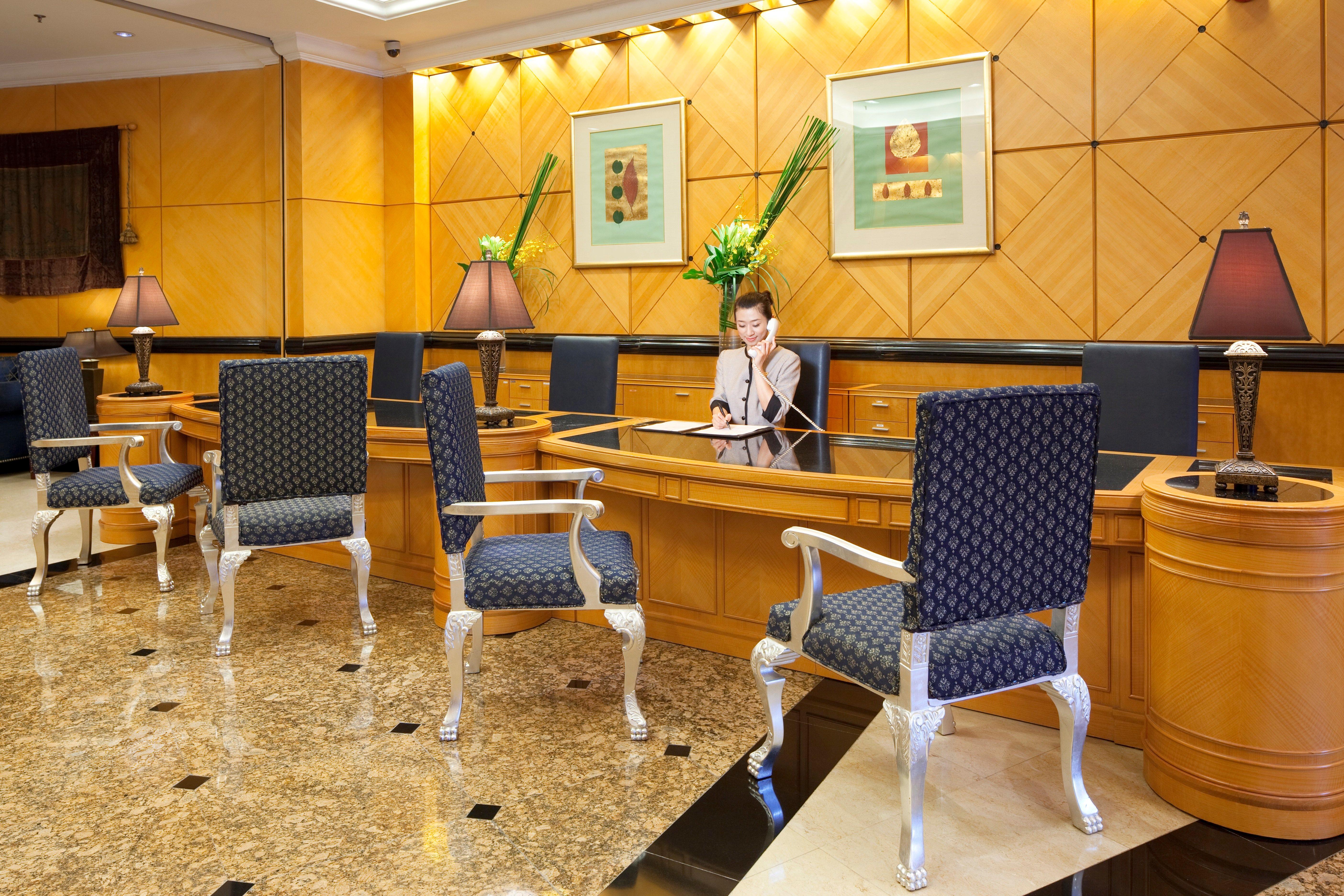 Crowne Plaza Hotel & Suites Landmark Shenzhen By Ihg - Nearby Luohu Border, Indoor Heated Swimming Pool, Complimentary Welcome Drink Ngoại thất bức ảnh
