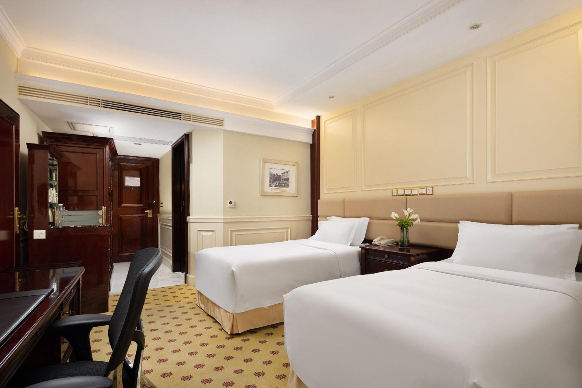 Crowne Plaza Hotel & Suites Landmark Shenzhen By Ihg - Nearby Luohu Border, Indoor Heated Swimming Pool, Complimentary Welcome Drink Ngoại thất bức ảnh