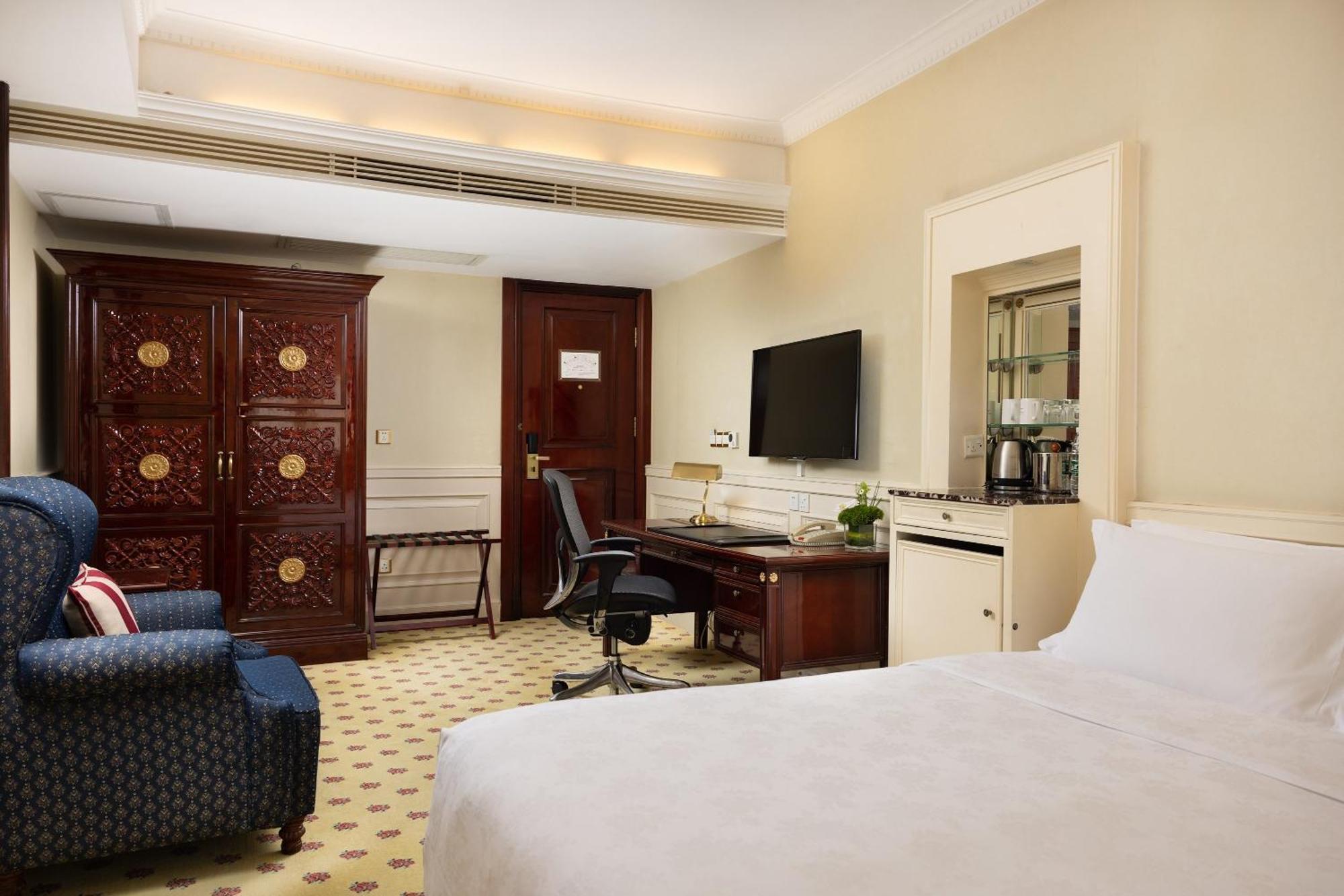 Crowne Plaza Hotel & Suites Landmark Shenzhen By Ihg - Nearby Luohu Border, Indoor Heated Swimming Pool, Complimentary Welcome Drink Ngoại thất bức ảnh